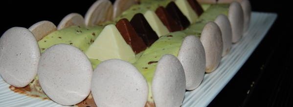 Bûche glacée, menthe-toblerone et chocolat