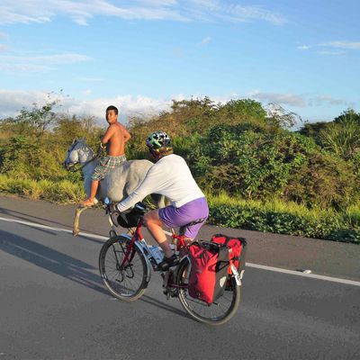 Tolé, Panama à vélo 14 Janvier 2017. La moitié de la Panaméricaine pour nous touts seuls