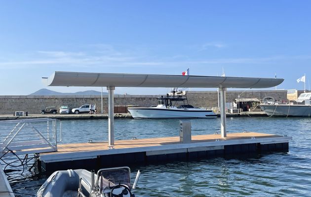 Nautical - The port of Saint Tropez equipped with an innovative new pontoon from One Concept Marine