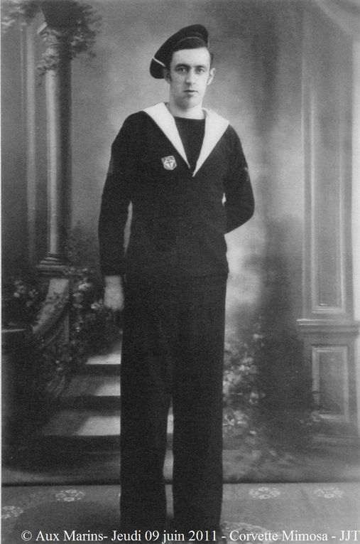 Le jeudi 09 juin 2011 - Mémorial national des marins morts pour la France, cérémonie à la mémoire des 64 marins de la corvette Mimosa disparus le 9 juin 1942 au large de La Rochelle suite au torpillage du bâtiment par le sous-marin U 124.