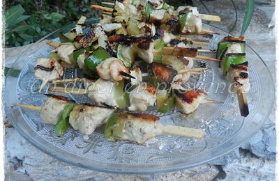 Brochettes poulet, ananas et poivrons