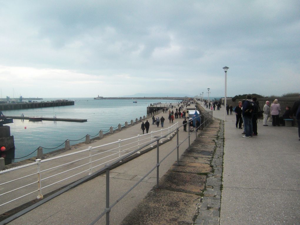 Ville touristique située au sud de Dublin.
(4,40€ aller/retour par Dart)