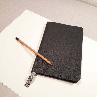 Cahier avec couverture cuir A5 180pages