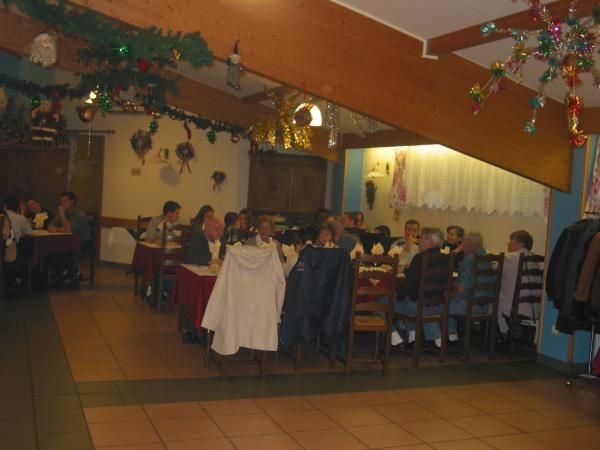 Photos de la seconde &eacute;dition de notre f&ecirc;te de No&euml;l organis&eacute;e par l'O.M 04 au restaurant St Augustin de Mittelbronn (17 d&eacute;cembre 2005).