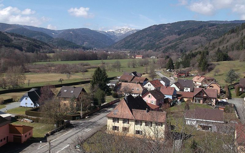 OBERBRUCK : LES MINES ET LES CRÊTES  (R 139)