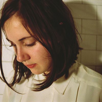 mackenzie scott alias torres, une chanteuse américaine qui raconte son enfance et fait appel à des musiciens anglais