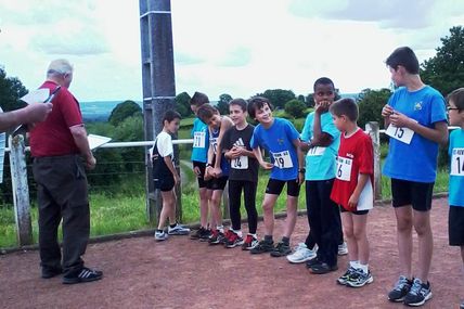 15 juin 2013 Ecole d'athlétisme et Poussinades - Renwez