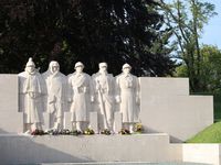 Monument à la victoire et monument aux morts