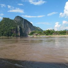 Arrivée au Laos: 2 jours de croisière sur le mekong-Luang prabang - Vang Vieng