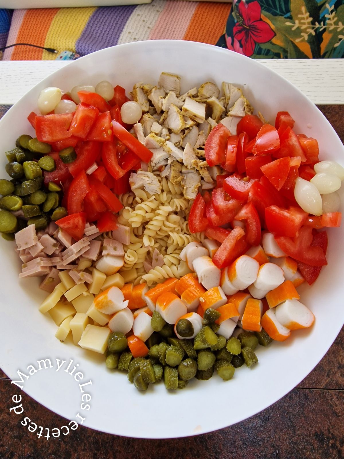 Salade de pâtes à la moutarde à l'ancienne 