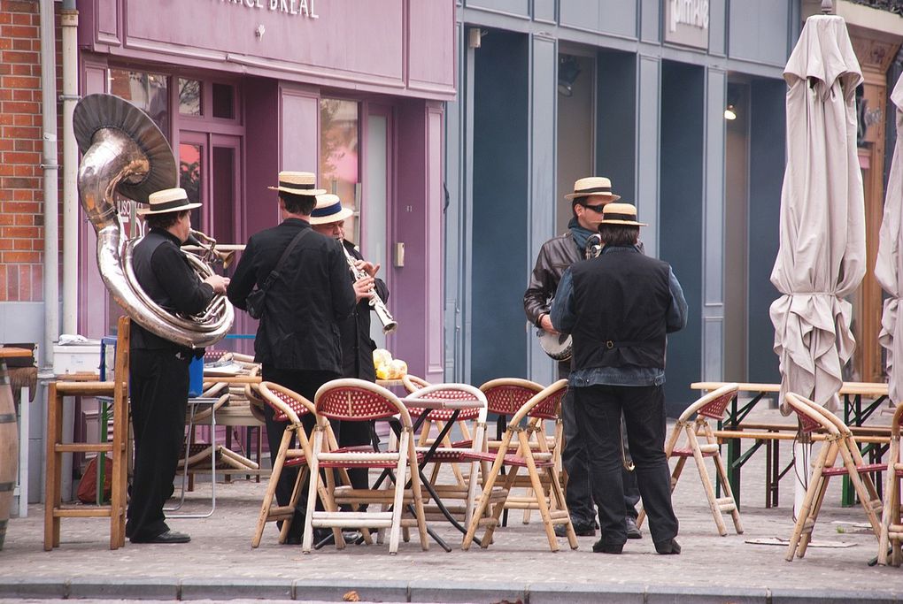 La 2ième fête du Hareng au café LE GAMBRINUS, dit : CHEZ NOUNOU