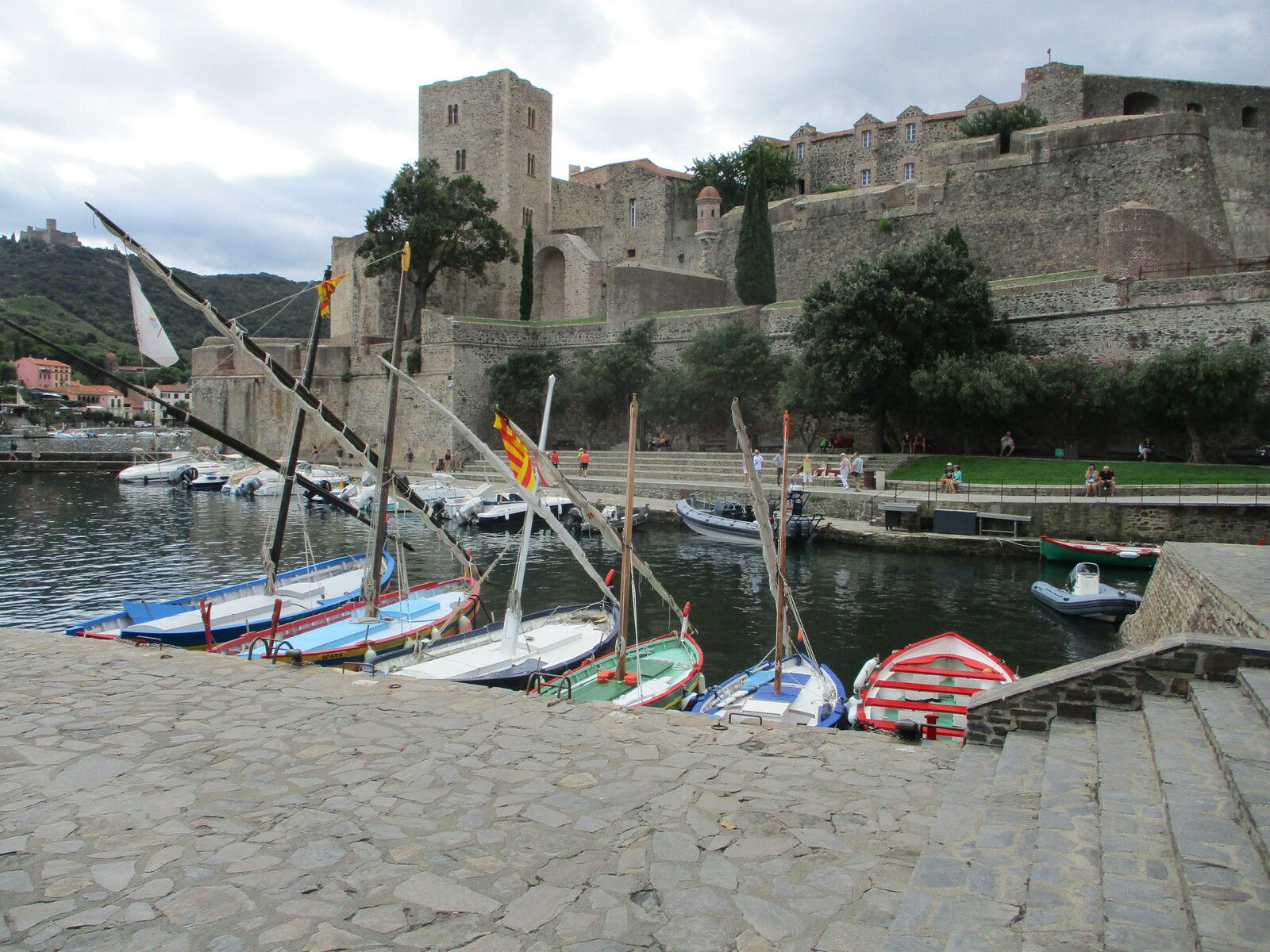  Le Château est la propriété du Conseil départemental des Pyrénées-Orientales, depuis 1952 et gère l'accueil du public et l'organisation d'événements, avec la mairie de Collioure et Réseau culturel Terre catalane