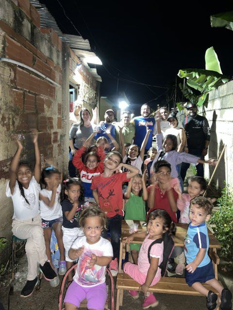 Concejal Marlon Díaz llevó alegría a comunidades de Naguanagua en el Día del Niño