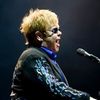Elton John chante pour Israël !!!
