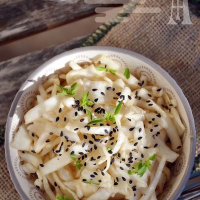 Salade de chou blanc à la japonaise