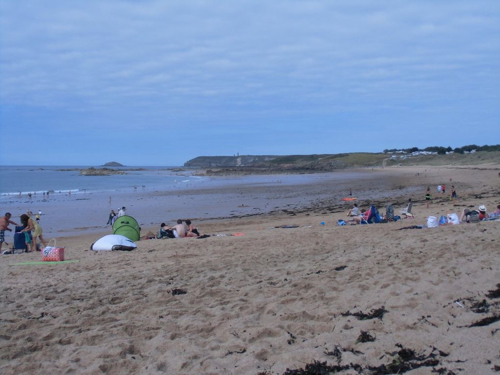 La plage à Pléhérel.