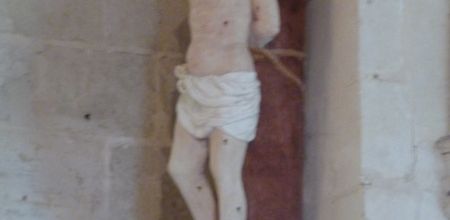 En Saumurois : une chapelle, un artiste.