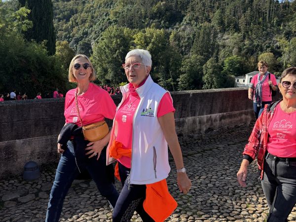 on s'hydrate à  l'arrivée pour suivre les conseils de Jean Claude! 