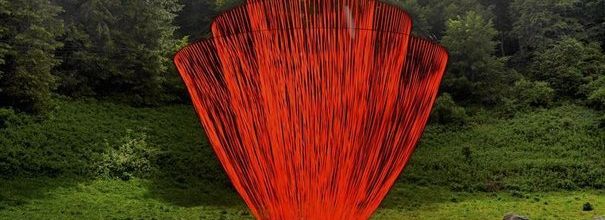 L'art sur les chemins du feu : du Land Art dans un cratère.