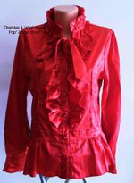 Chemise à jabot rouge Taille L (Vendu)