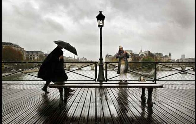 "J'ai le moral et je me dis, qu'après la pluie vient le beau temps..." 