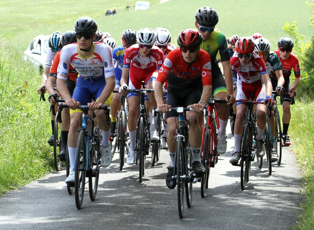 Album photos de la course U17 de Bonneval (28)