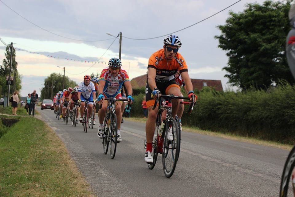 Les photos des Baux de Breteuil (27) avec la victoire d'Eric Brenner (Anet VC)