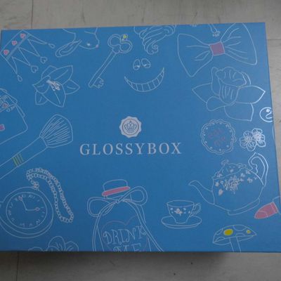 La Glossybox d'Avril - Au pays des merveilles