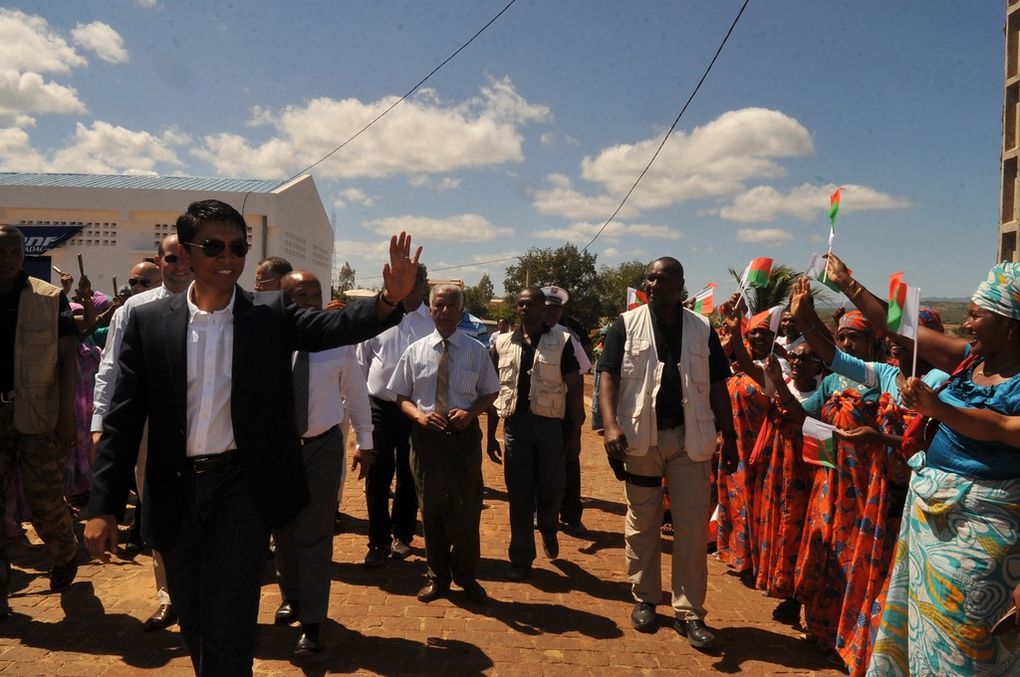 01.12.2012. Inauguration de la nouvelle gare routière de la ville d'Antsiranana par le Président de la Transiiton, Andry Rajoelina. 2-Photos : Harilala Randrianarison