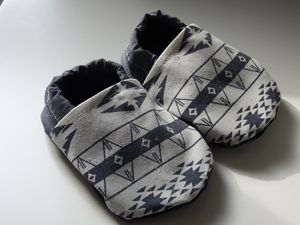 Chaussons en tissu pour bébé