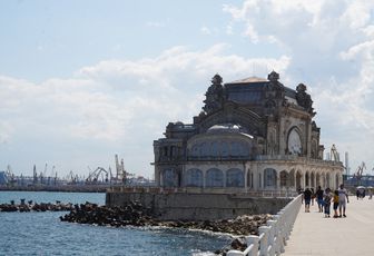 Constanța (Roumanie), balade en vélo, vieux casino, mer noire, ruines romaines...