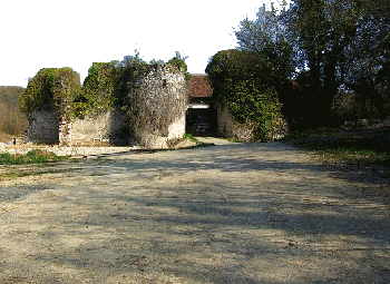 Château de FONT MOREAU - Plou