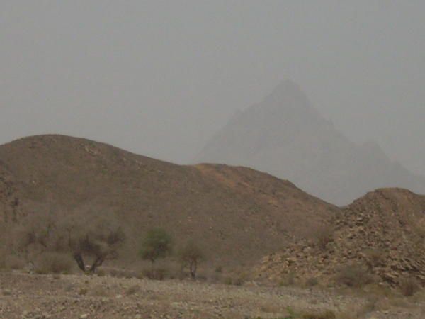 193 photos pour ce second album de notre séjour à Oman. Vous y trouverez des photos des lieux suivants : Jebel Shams,Misfah,Nizwa,Tanuf,Mahmur,Bahla,Dibad,Qalhat,Sur,Désert du Wahiba,Wadi Bani Khalid,