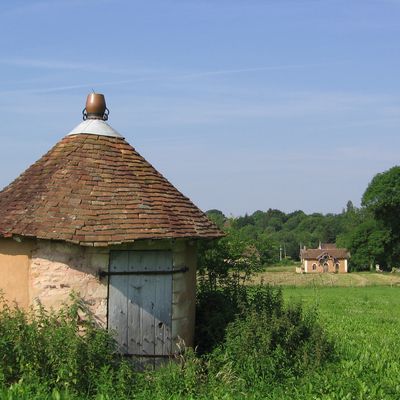 les restes du château en 2010