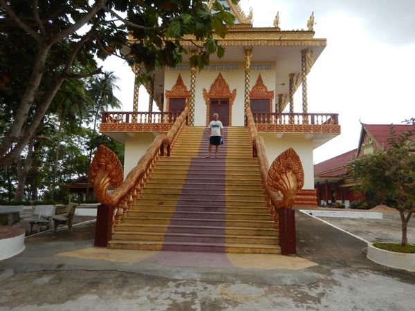 Pagode de Wat Leu à Kompon Saom.