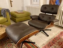 Réfection artisanale d’un fauteuil Eames Lounge – Orbec, Normandie