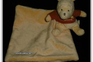Doudou ours Winnie Disney, avec son mouchoir couverture, jaune rouge