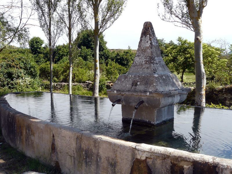 Images de la route dur la Ligne de Partage des Eaux au nord de l'Espagne