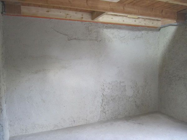 Sablage de plafond et réalisation d'un enduit chaux chanvre , avec finition chaux sable