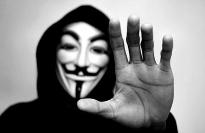 Die vielen Gesichter von Anonymous: Das Internet-Kollektiv protestiert gegen Internet-feindliche Gesetze