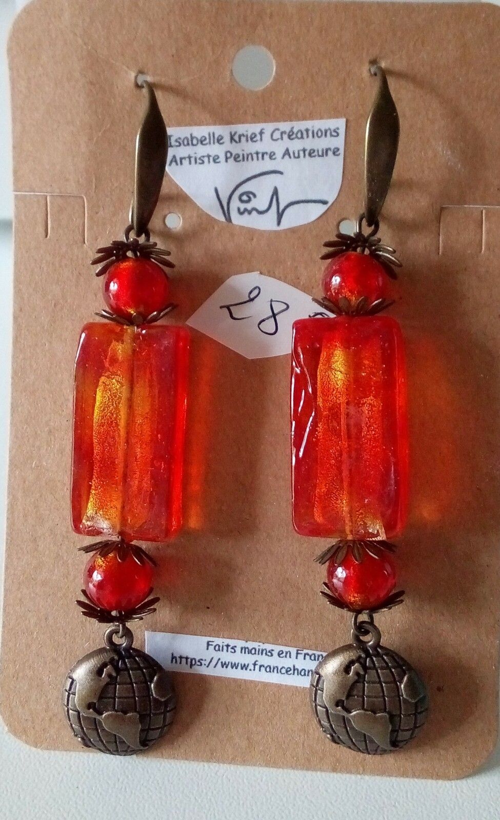 Gaïa Canicule, boucles oreilles perles rectangles et rondes en verre rouge orange travaillées au chalumeau avec du fil d'argent, breloques planète,crochets laiton,creation originale fait mains en france,cadeau fete anniversaire noel,boho bobo contemporain