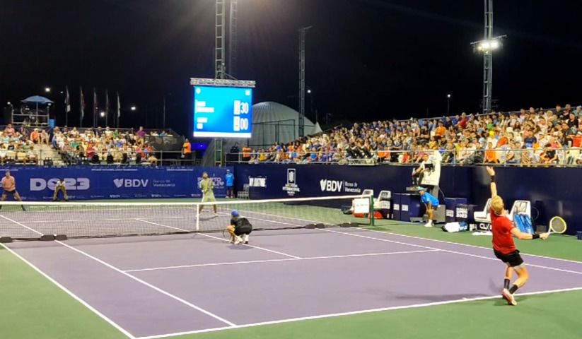 Italiano Luciano Darderi se consagró campeón del torneo de tenis “Drácula Open 2023” en Puerto Cabello