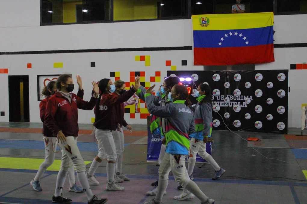 Selección de Carabobo conquistó oro en florete femenino por equipos en los JDN 2022