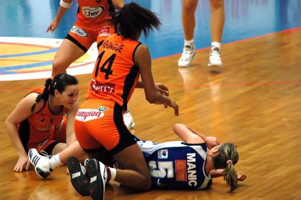 Album - Bourges vs BLMA