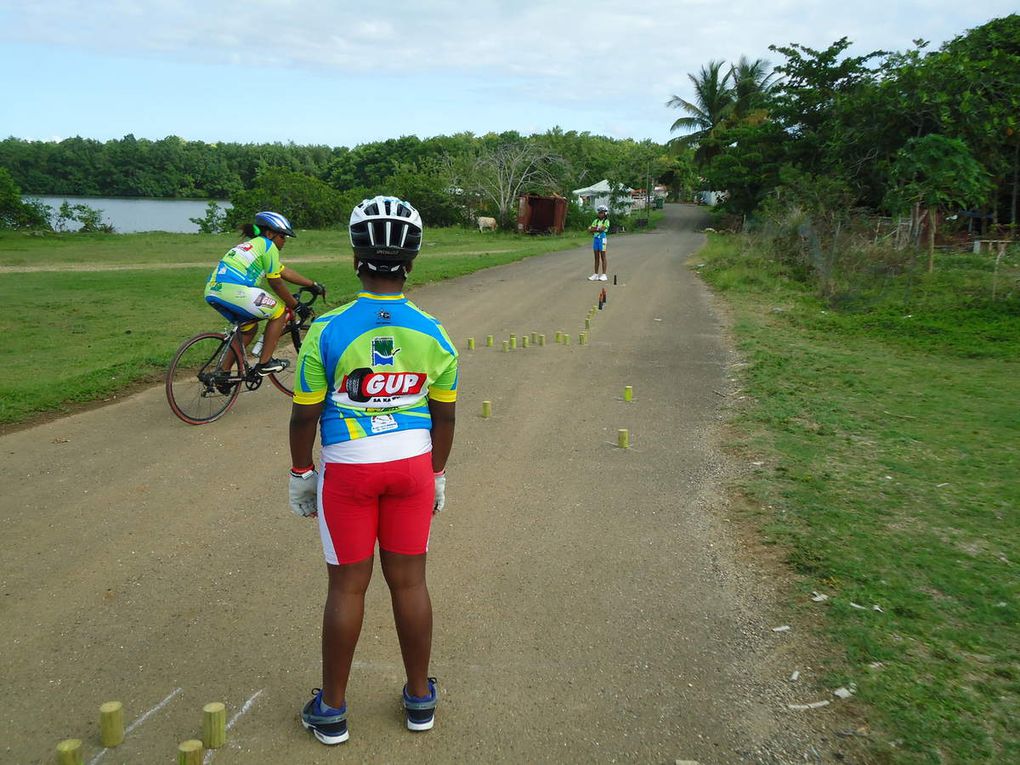 Rencontre sportive école de vélo sainte rose, activité route