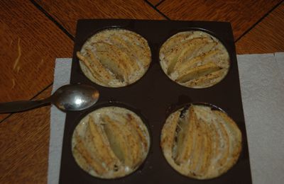 La tarte aux pommes, miel et cannelle