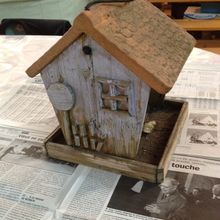 Peinture à la farine pour rénovation d'une mangeoire 