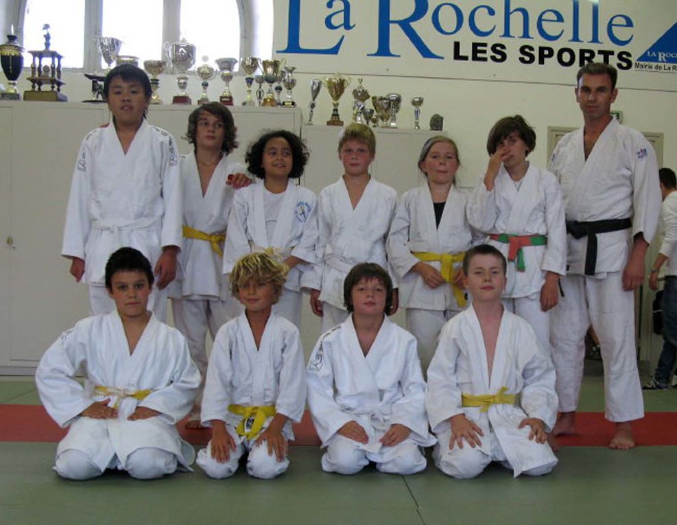 Equipe Jujitsu jeunes et ados (à partir de 9 ans, rentrée 2008 09 10 10 11 du Judo Sport Rochelais