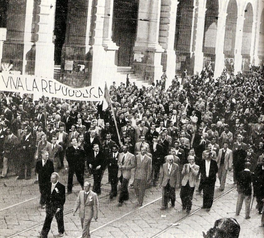 alcuni momenti della nascita della Repubblica Italiana