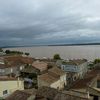 Bourg sur Gironde entre les nuages !